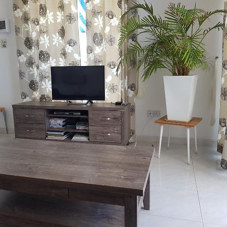 パ フォスPeaceful Townhouse With Private Pool Near The Seaアパートメント エクステリア 写真