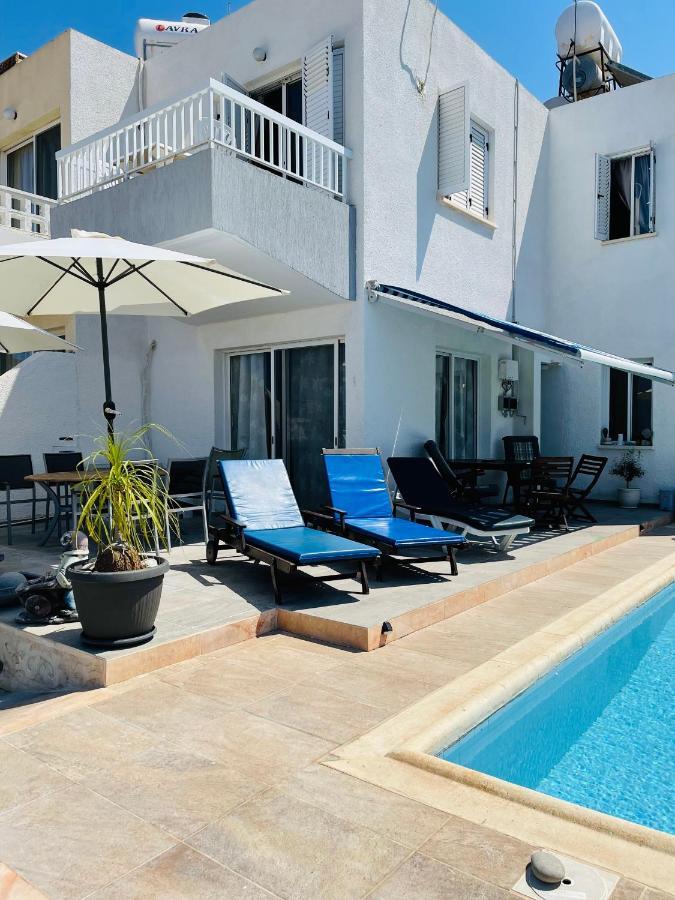 パ フォスPeaceful Townhouse With Private Pool Near The Seaアパートメント エクステリア 写真