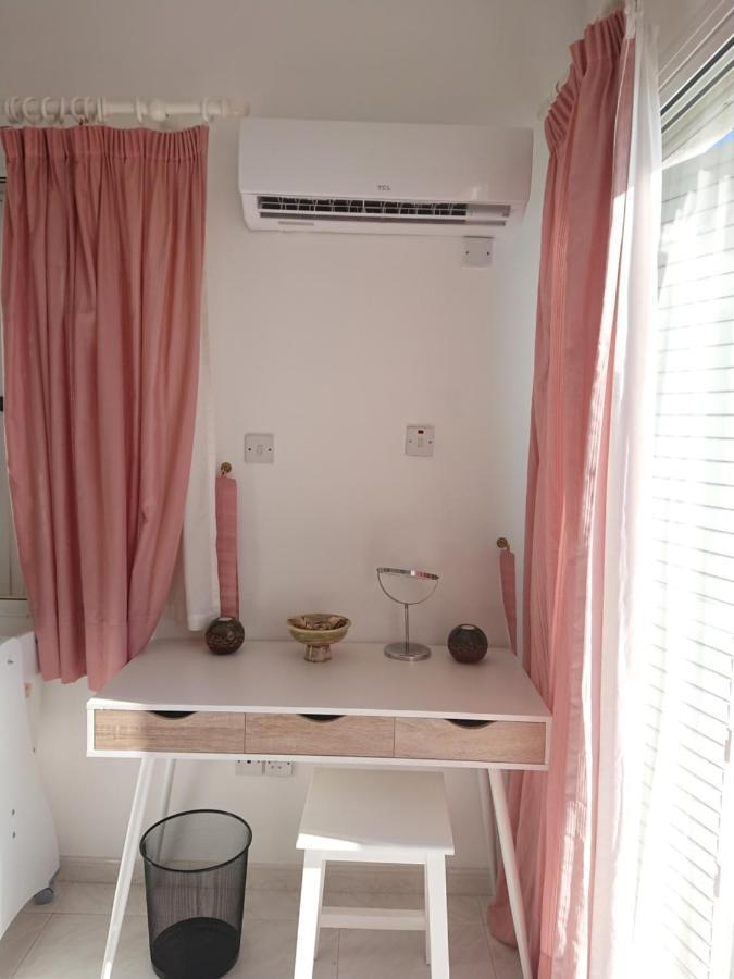 パ フォスPeaceful Townhouse With Private Pool Near The Seaアパートメント エクステリア 写真
